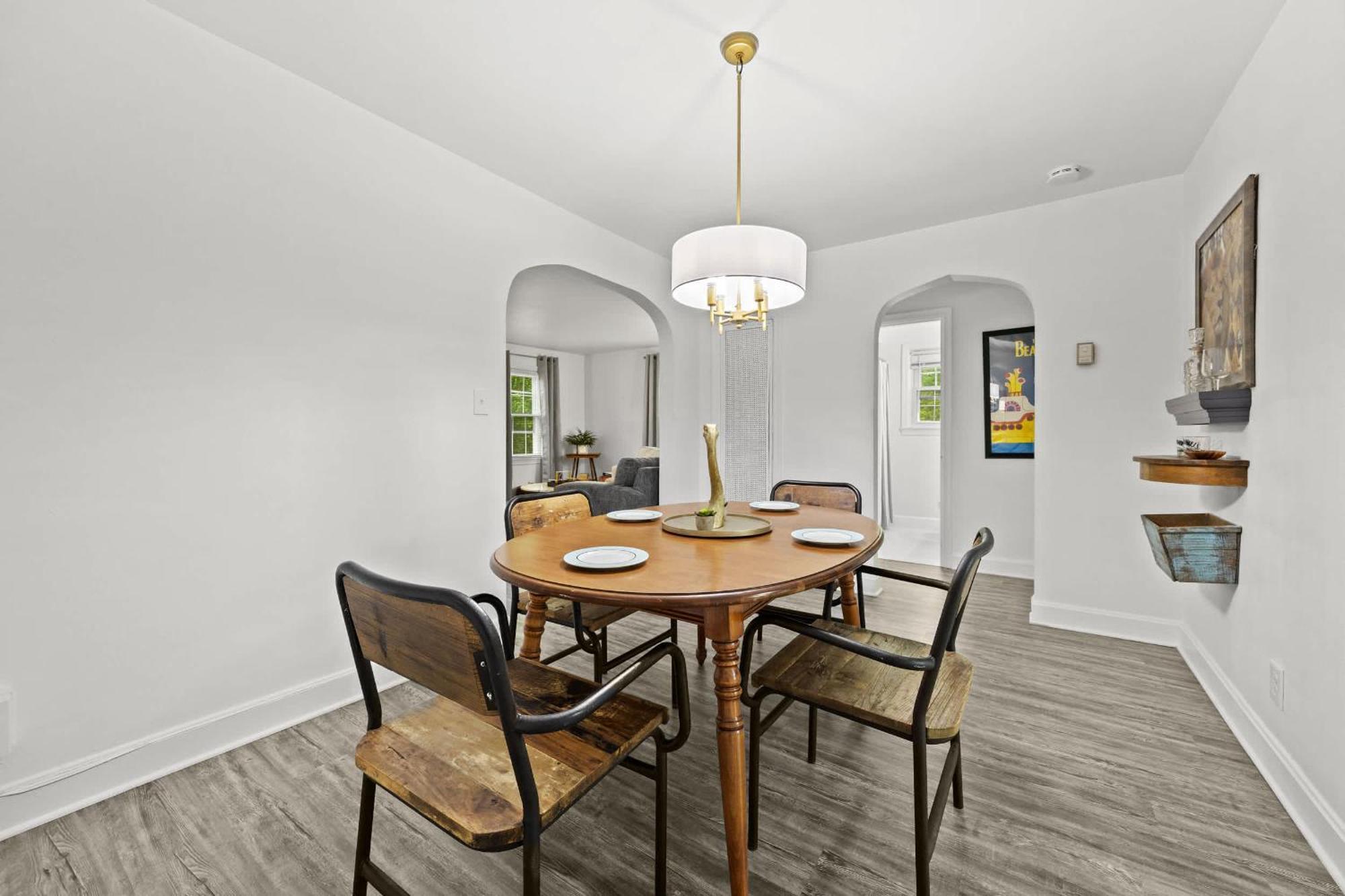 Apartment 2 Spacious Units Close To Downtown & Expo Center *